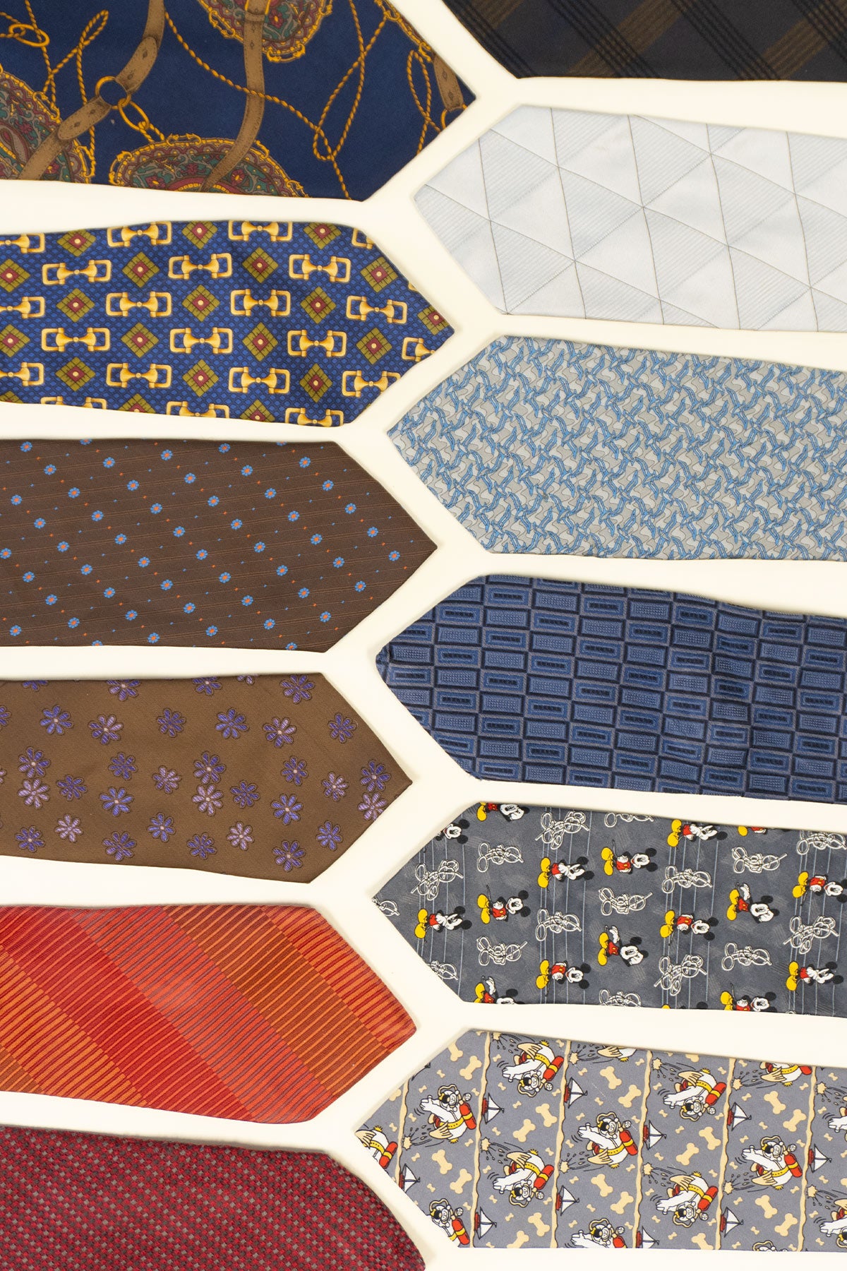 CRAVATE 'DOUBLE STANDARD'