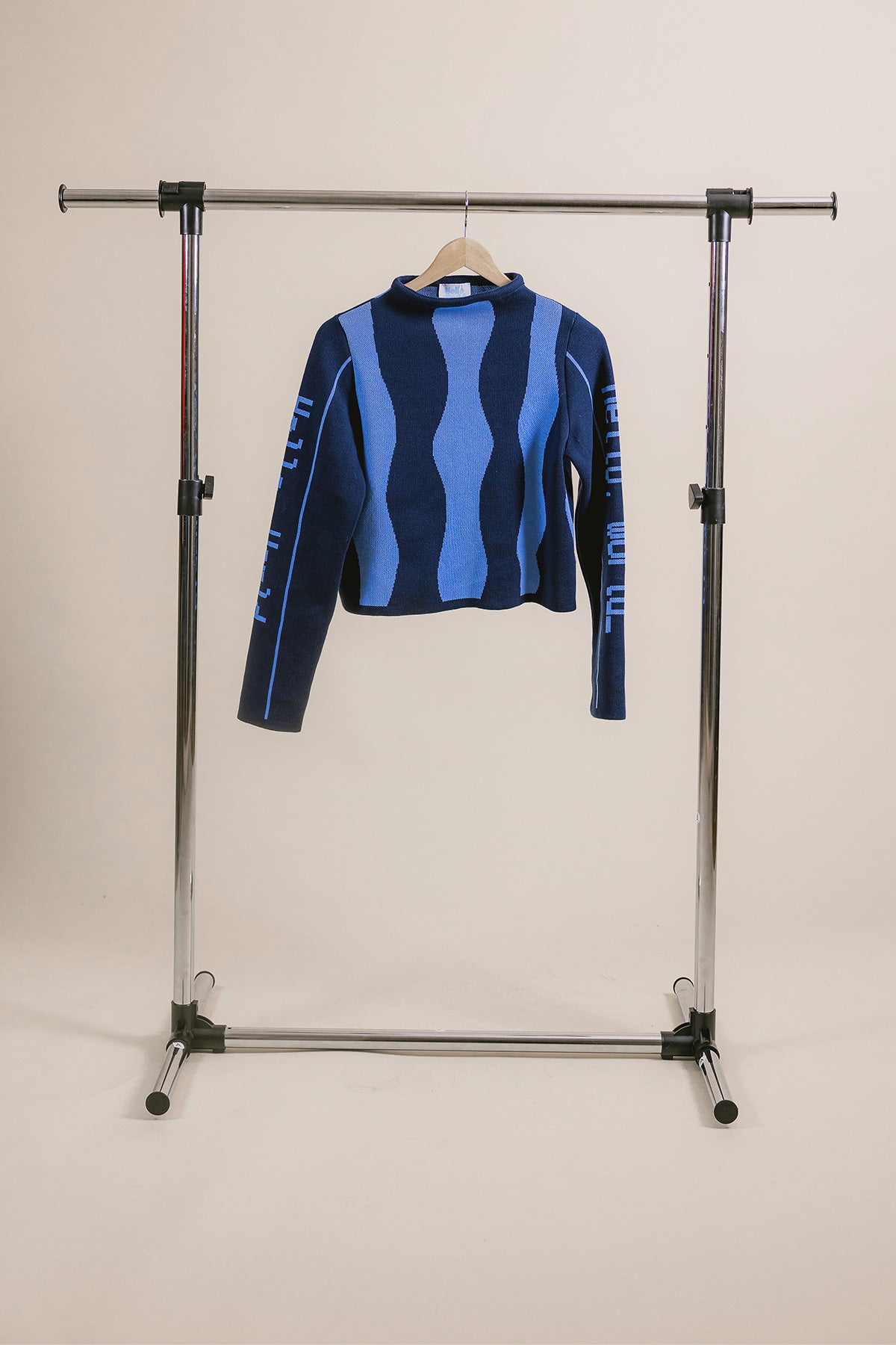 PRECOMMANDE PULL 404