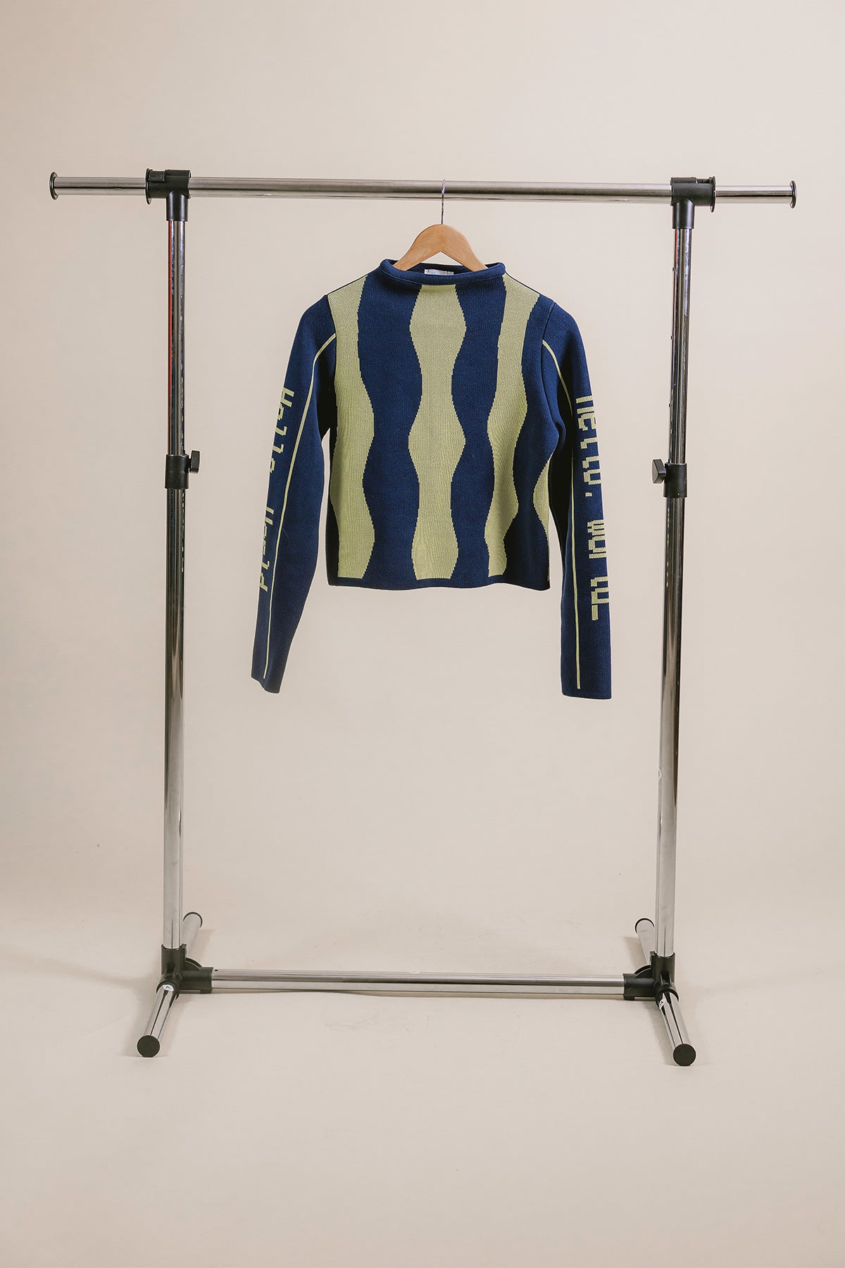 PRECOMMANDE PULL 404